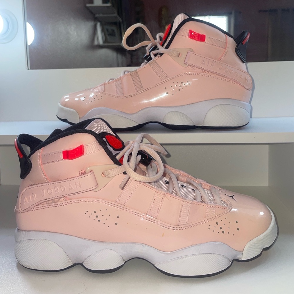 Air Jordan 6 rings